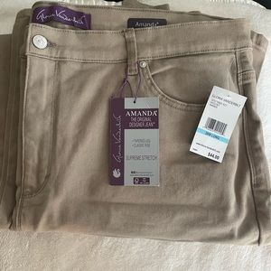 NWT Women’s Size 20W Long Gloria Vanderbilt Amanda Jeans